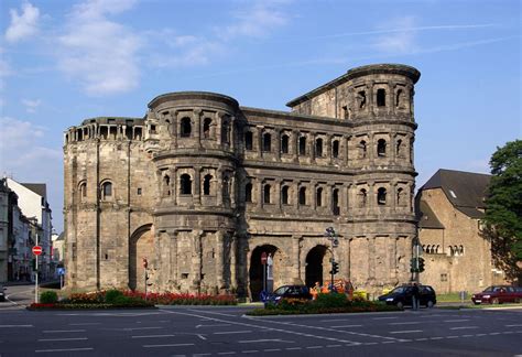 De Porta Nigra: Een Romeins Wonder in het Hart van Trier!